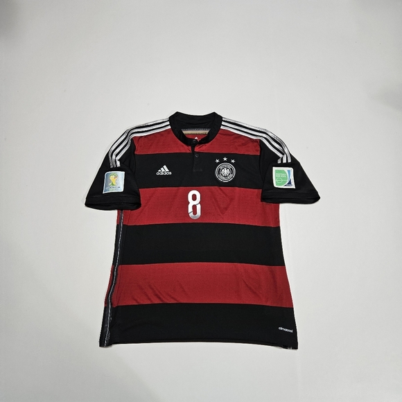 Adidas Germany Mesut Ozil #8 2014 World cup away jersey rare XL - Picture 3 of 14